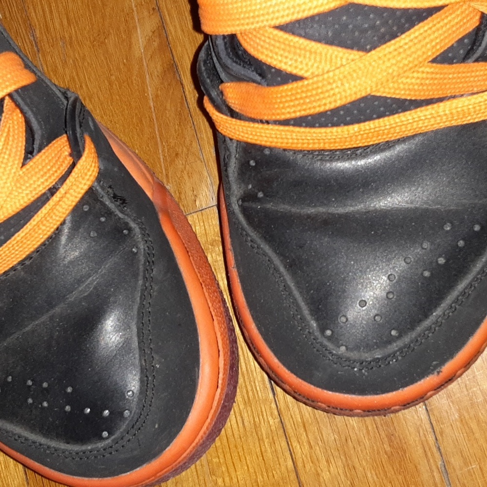 Jordan Flight 45 - Picture 6 of 7